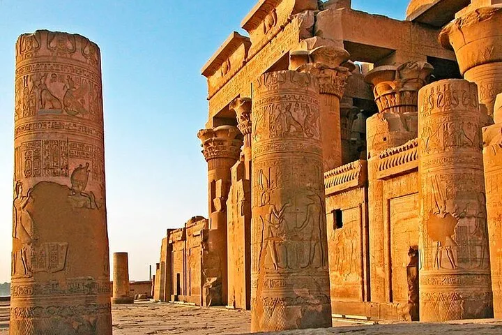 🏛️ Kom Ombo & Edfu – Explore the Twin Temples of the Nile (From Aswan)